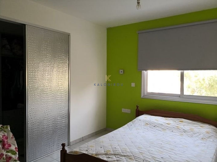 Image No.6-9 Bed Property for sale