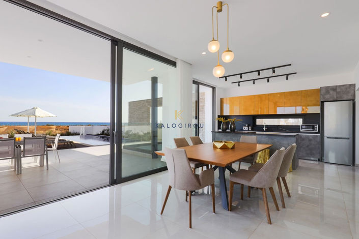 Image No.6-5 Bed House for sale