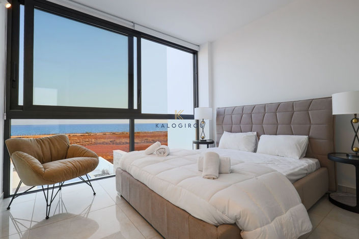 Image No.9-5 Bed House for sale