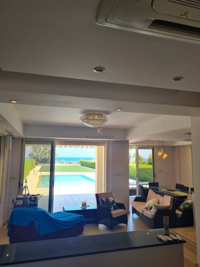 Image No.2-5 Bed House for sale