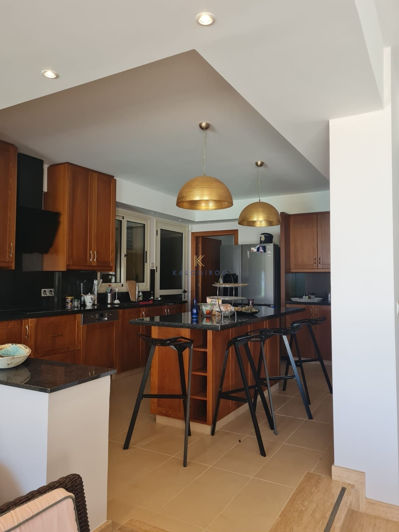 Image No.5-5 Bed House for sale