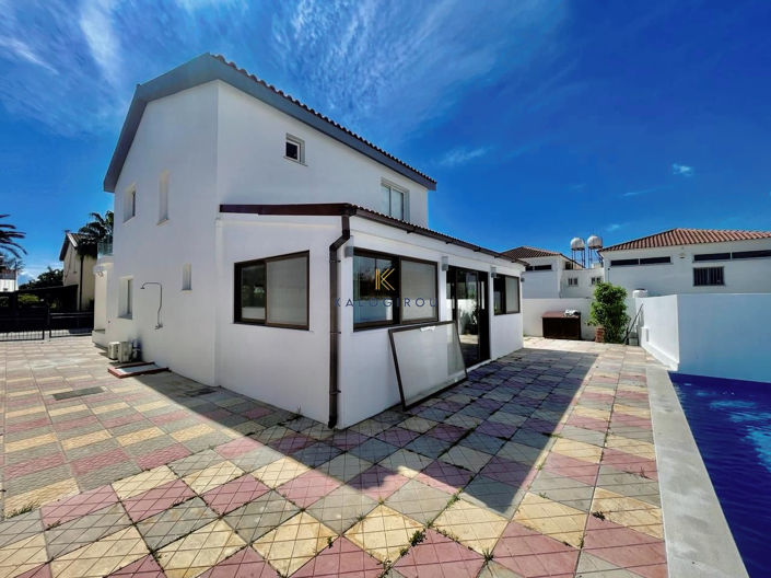 Image No.29-3 Bed House for sale