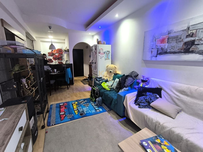 Image No.3-Appartement de 2 chambres à vendre à Larnaca