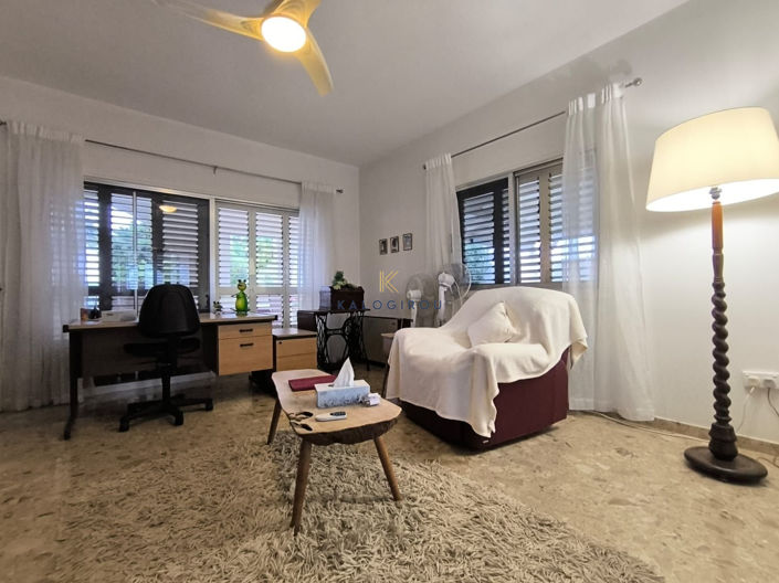 Image No.14-4 Bed House for sale