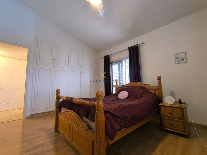 Image No.21-4 Bed House for sale