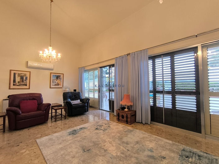 Image No.3-4 Bed House for sale