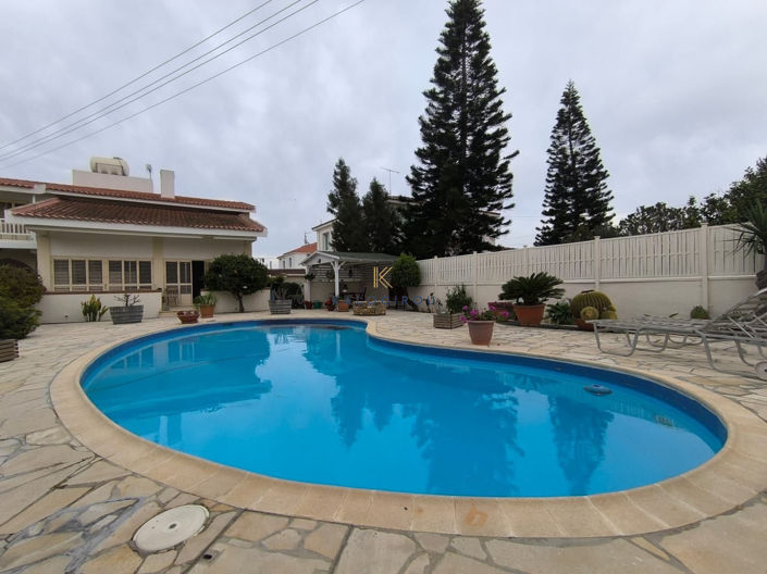 Image No.35-4 Bed House for sale