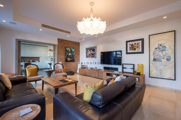 Image No.13-6 Bed House for sale