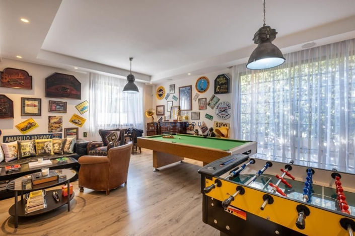 Image No.17-6 Bed House for sale