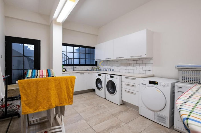 Image No.28-6 Bed House for sale