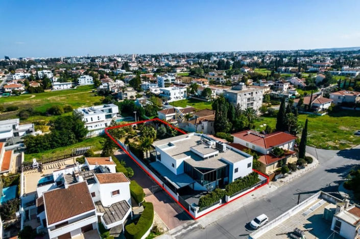 Image No.39-6 Bed House for sale