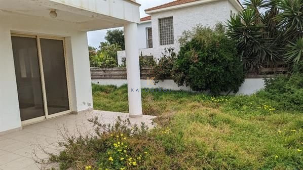 Image No.21-3 Bed House for sale