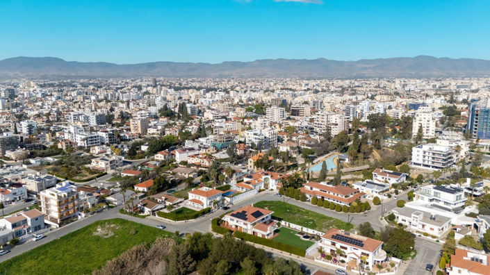 Image No.30-2 Bed Apartment for sale