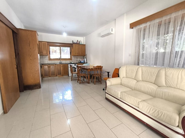Image No.30-5 Bed House for sale