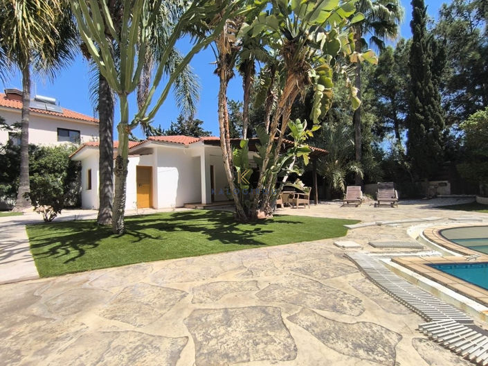 Image No.36-5 Bed House for sale