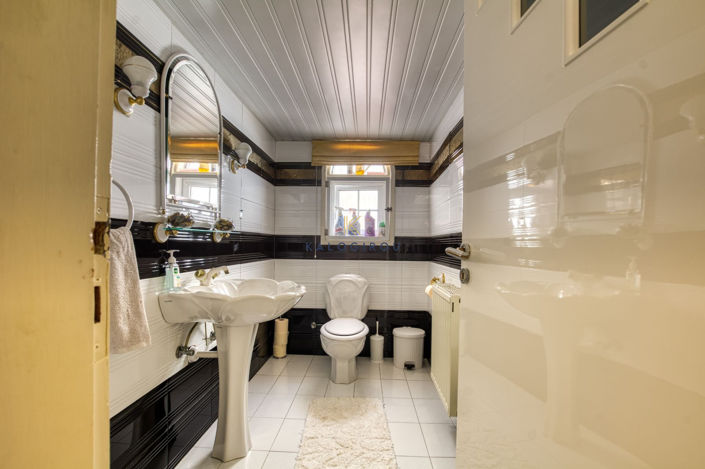 Image No.9-4 Bed House for sale