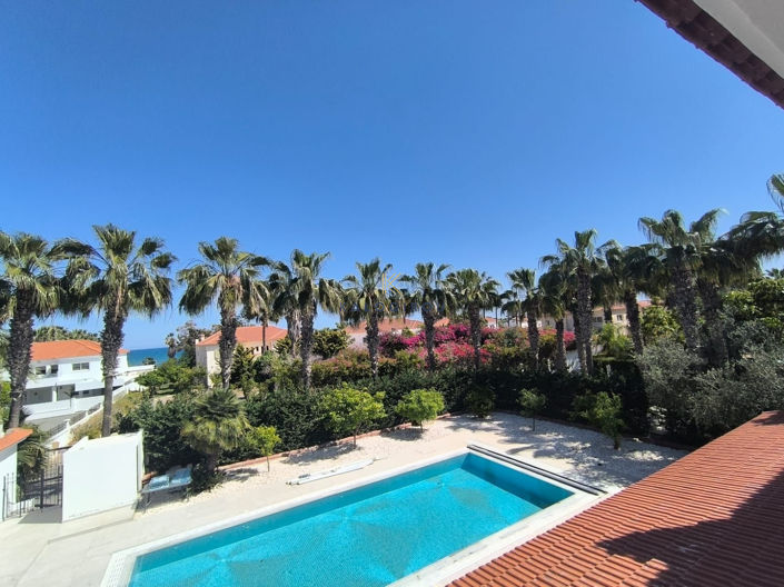 Image No.36-5 Bed House for sale