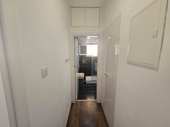 Image No.12-2 Bed Apartment for sale