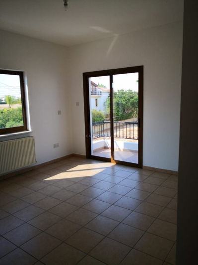 Image No.14-4 Bed House for sale