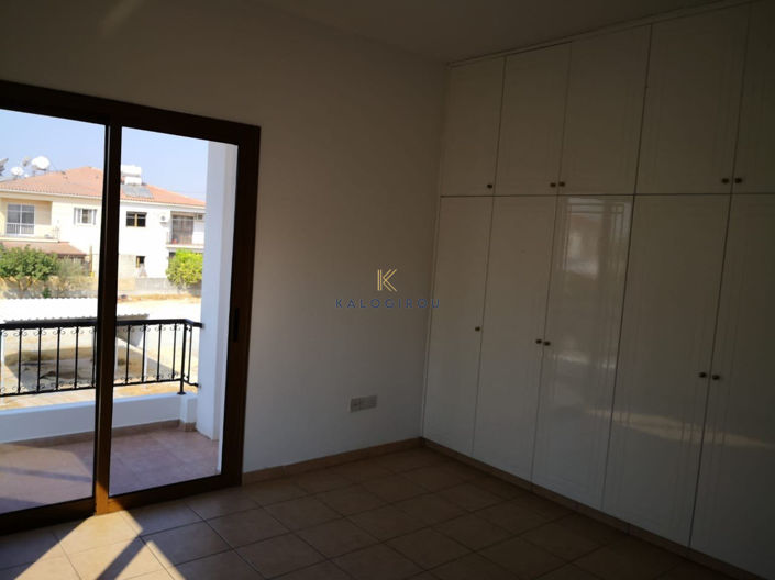 Image No.15-4 Bed House for sale