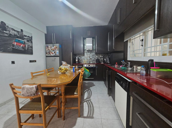 Image No.6-Maison de 4 chambres à vendre à Larnaca