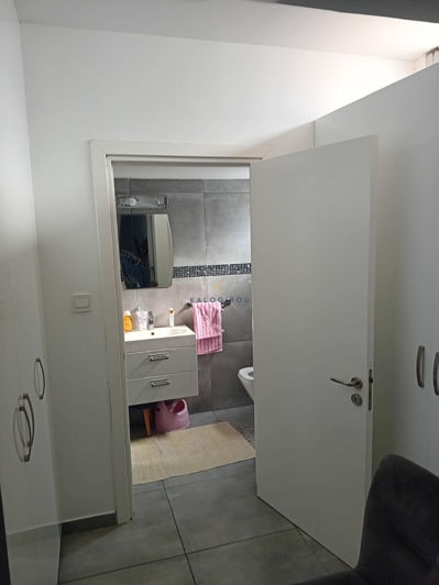 Image No.11-6 Bed House for sale