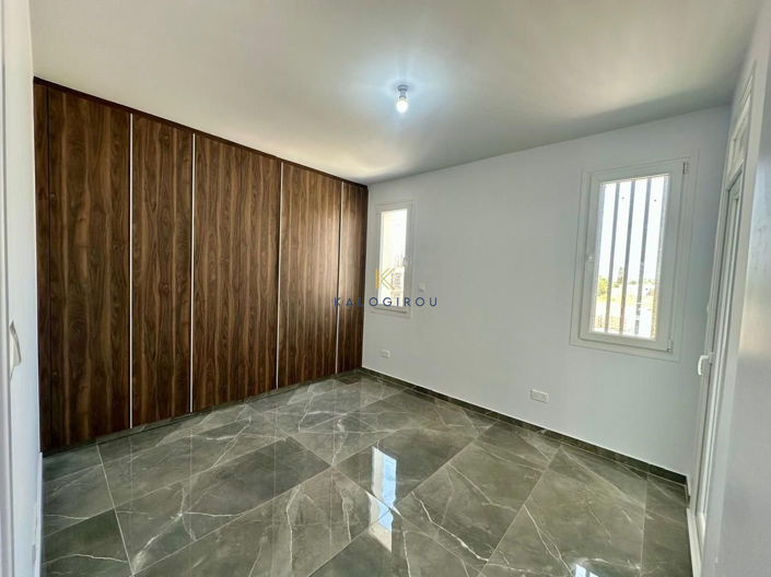 Image No.13-3 Bed House for sale