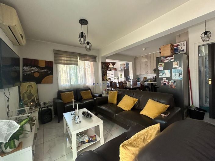 Image No.1-4 Bed Apartment for sale