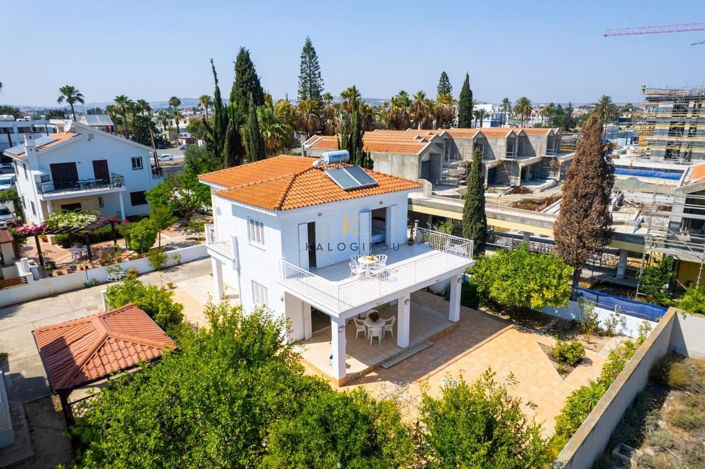 Image No.9-3 Bed House for sale