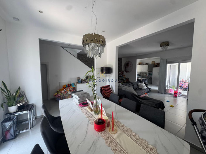 Image No.7-3 Bed House for sale