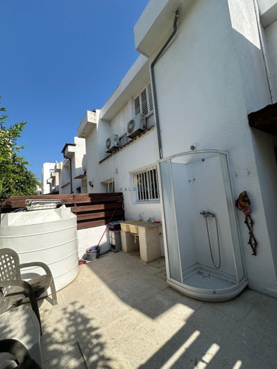 Image No.22-3 Bed House for sale