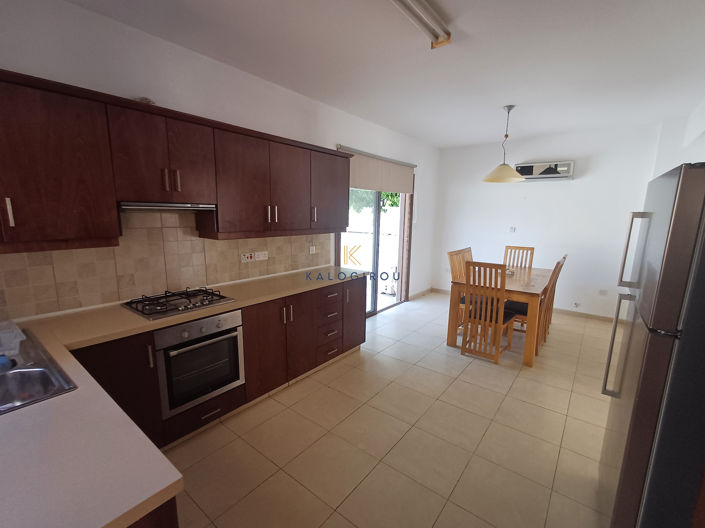 Image No.5-4 Bed House for sale