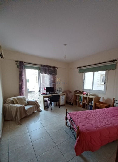 Image No.16-5 Bed House for sale