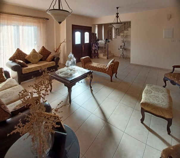 Image No.3-5 Bed House for sale