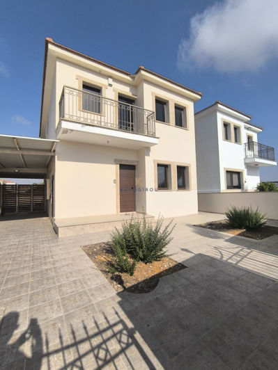 Image No.1-3 Bed House for sale