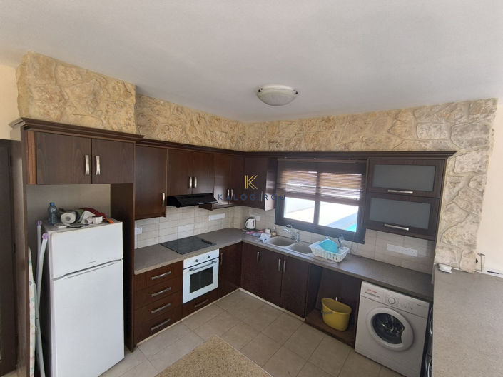 Image No.9-3 Bed House for sale