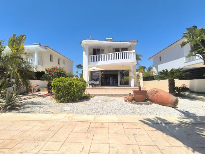 Image No.32-3 Bed House for sale