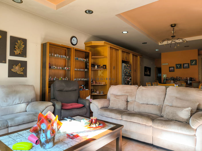 Image No.16-5 Bed House for sale