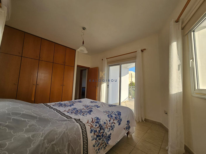 Image No.20-3 Bed House for sale