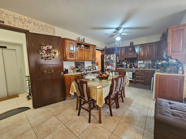 Image No.1-3 Bed Apartment for sale