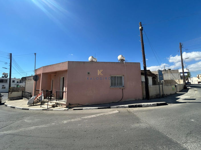 Image No.15-2 Bed Bungalow for sale