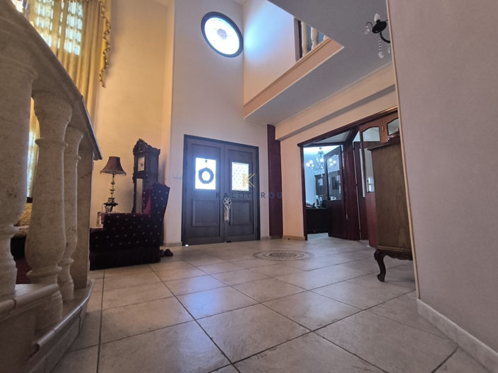 Image No.16-4 Bed House for sale