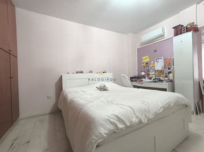 Image No.18-4 Bed House for sale