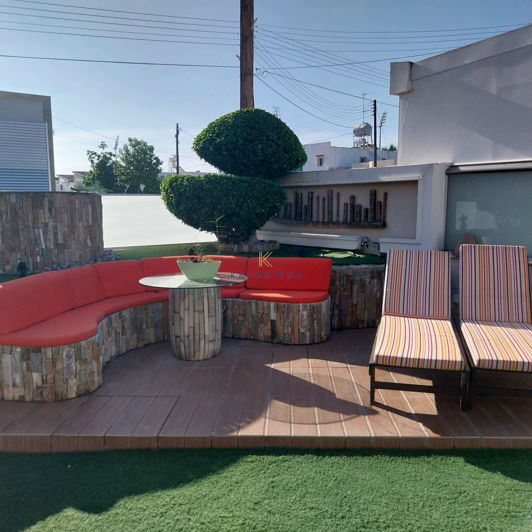 Image No.34-4 Bed House for sale