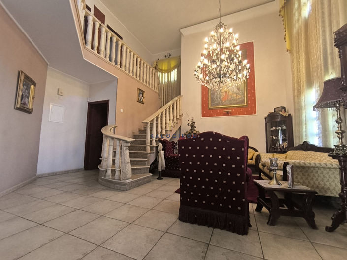 Image No.9-4 Bed House for sale