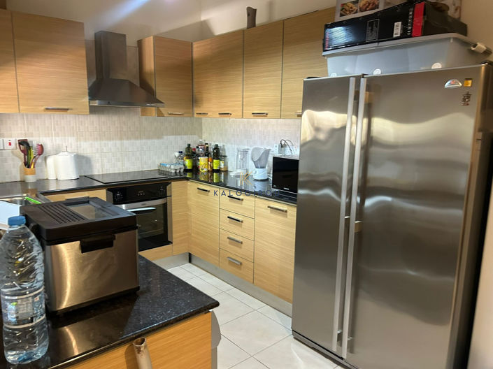 Image No.5-2 Bed House for sale