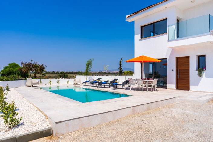 Image No.17-4 Bed House for sale