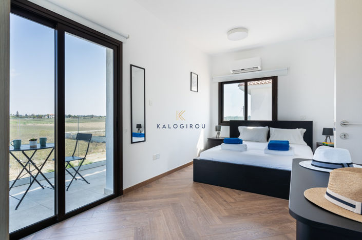 Image No.9-4 Bed House for sale