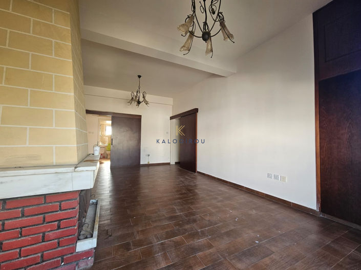 Image No.1-3 Bed House for sale