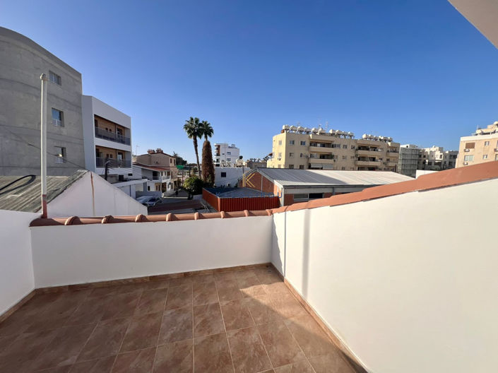 Image No.33-4 Bed House for sale